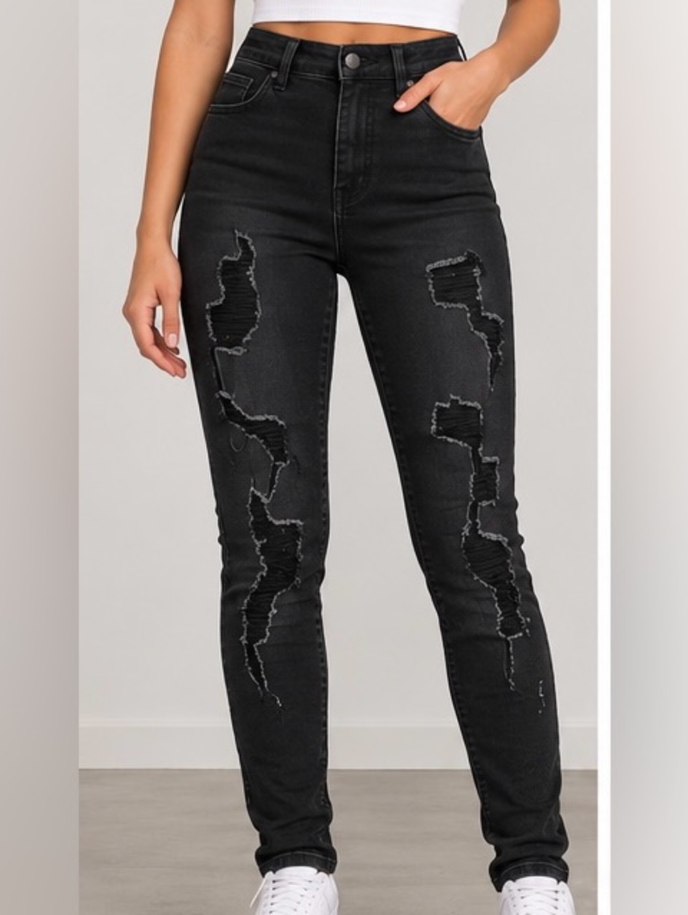 NWT High-Waist Black Distressed Skinny Jeans